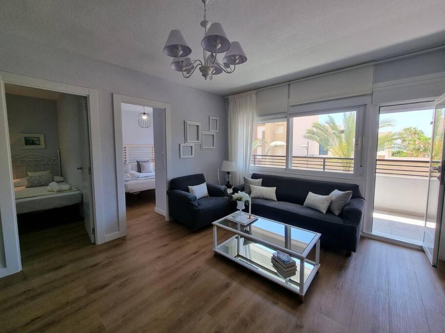 Aguadulce, Apto Santa Monica 2 Hab Con Terraza, Aire, Wifi, A 5 Min De La Playa 阿瓜杜尔塞 外观 照片